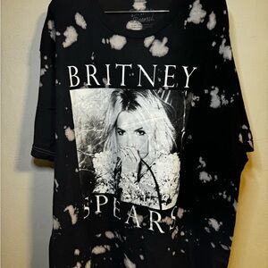 Britney Spears graphic tee